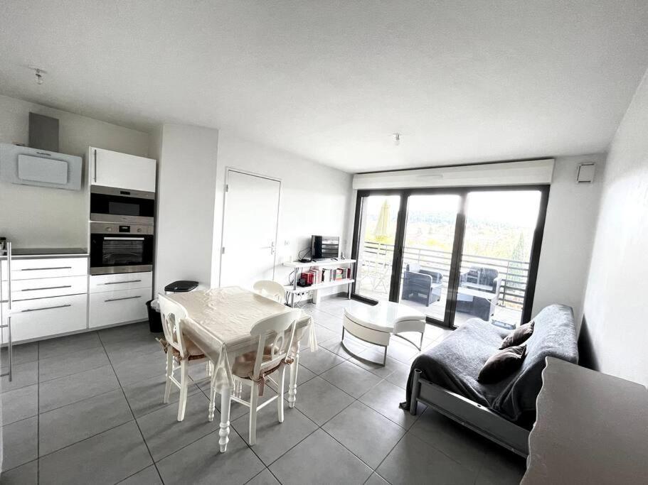 Spacieux T2 + Parking A 5 Min D'Aix Apartamento Aix-en-Provence Exterior foto